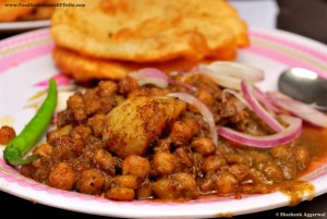 Chacha Chhole Bhature 3