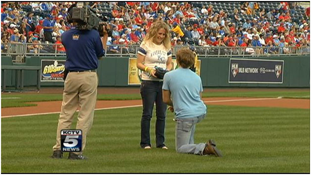 Do-not-propose-her-in-front-of-an-audience