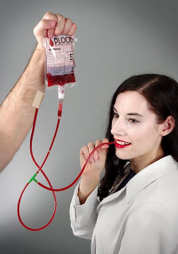 blood_caffeinated_energy_potion_inuse