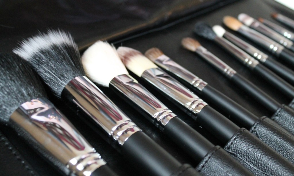 makeup brushes