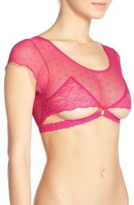 1461663873-under-boob-bra