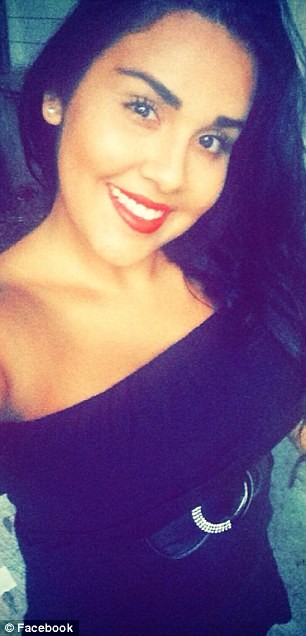 34CEF7C000000578-0-image-a-2_1464760668905