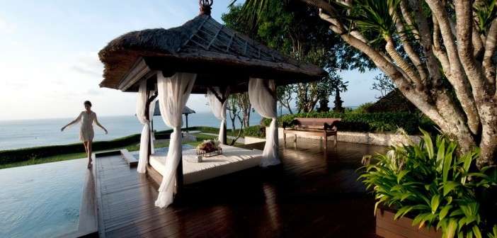 10 Breath-Taking Honeymoon Resorts In Asia