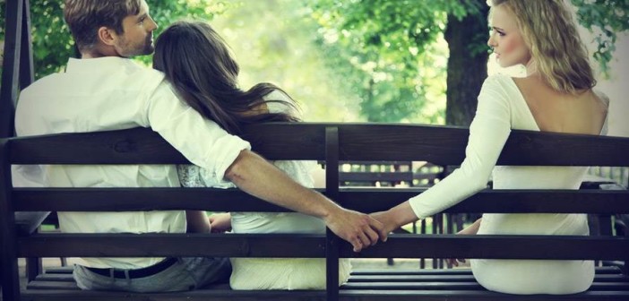 17 Signs He is Cheating on You
