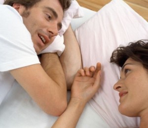 Chatting after sex_5bcef