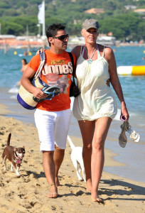 Nielsen+and+Dessi+ham+it+up+4Jlko4E1Kv5x