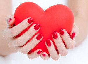 red-nailpolish-heart