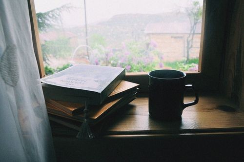 Rainy Days, Coffee and Books! An Ideal Monsoon! | LifeCrust