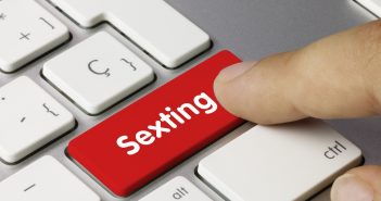 Sexting-2